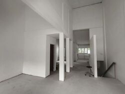 Ang Mo Kio Avenue 6 (D20), Shop House #576951811